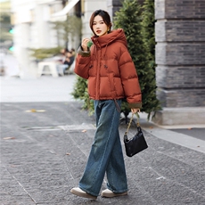 白鸭绒姜黄色羽绒服女短外套2025冬季新款小个子宽松百搭面包服，女装羽绒服，鑫源服饰