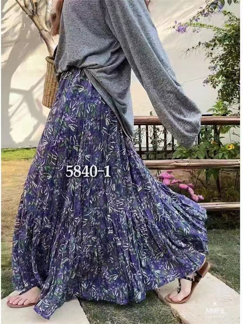 2025时尚简约百搭碎花伞裙,女装半身裙,湘姗