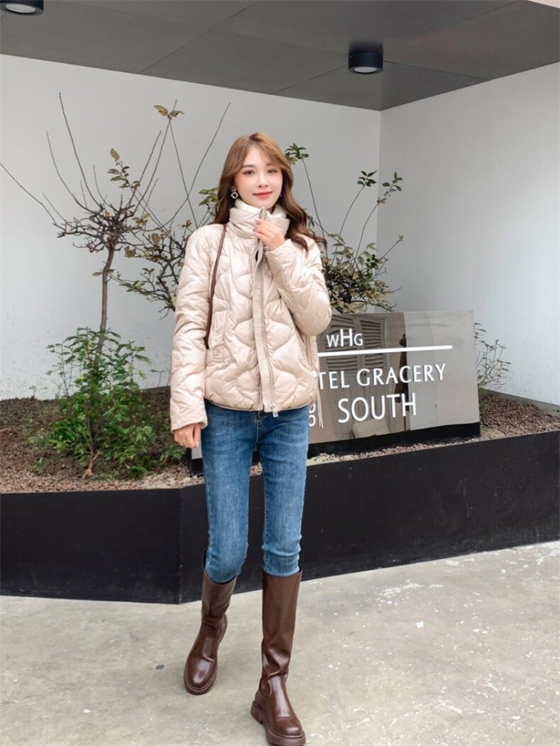 短裤羽绒服白鸭绒立领时尚修身外套，女装羽绒服，茗格拉