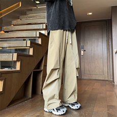 卡其色