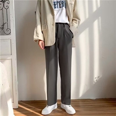 灰色