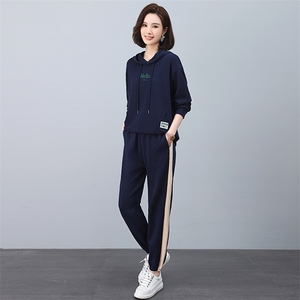 运动套装女春秋2025新款春装妈妈时尚洋气女士秋季宽松休闲两件套图片