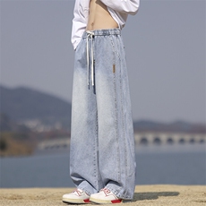 浅蓝色
