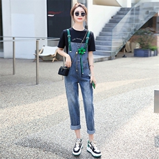 时尚百搭牛仔背带裤女宽松显瘦高腰九分裤学生休闲裤，女装牛仔裤，秋水欣儿