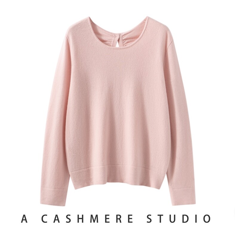 2025百搭时尚简约圆领长袖背后蝴蝶设计款羊绒衫，女装羊绒衫，戎叶云台