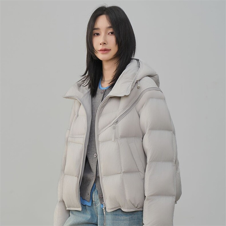 2025年冬季休闲风保暖常规90白鸭绒,女装羽绒服,阳光伊恋