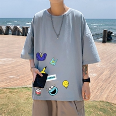 浅蓝色