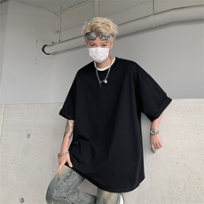 黑色