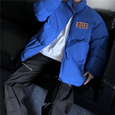 蓝色