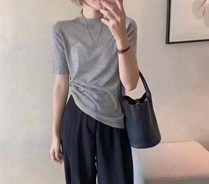 半高领中袖图片