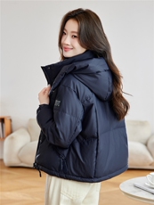 现货！免洗PU皮羽绒服女2025冬季新款小个子时尚格子拼接外套，女装羽绒服，沐七七