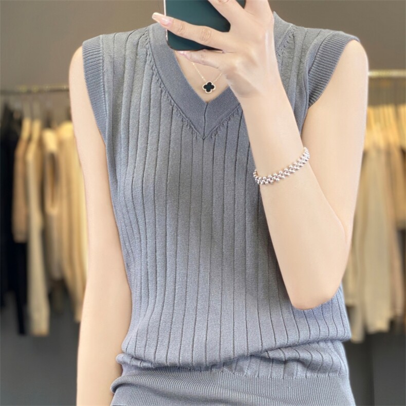设计款小众V领马甲2025年春夏款打底针织衫，女装马甲，雪真羊绒