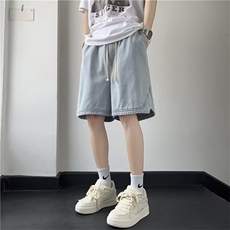 浅蓝色