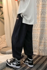 浅灰色