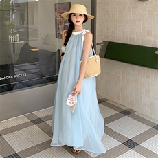 法式无袖挂脖连衣裙女2025夏季新款气质高级感绝美超仙度假风长裙，女装连衣裙，浙宝305