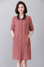 中长裙POLO领常规纽扣大码连衣裙围巾领拼接抽褶，女装连衣裙，玛其路