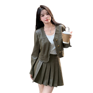 新品  2c113-8819-p175-k258  PU皮时尚套装图片