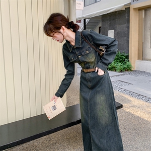 （现货）2026春装新款时尚休闲复古色中长款牛仔连衣裙（配腰带）,女装连衣裙,印象茜