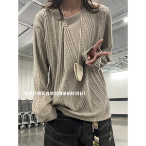 XZ809A/SYR50/特P22/控48    设计感领口长袖T恤卫衣图片