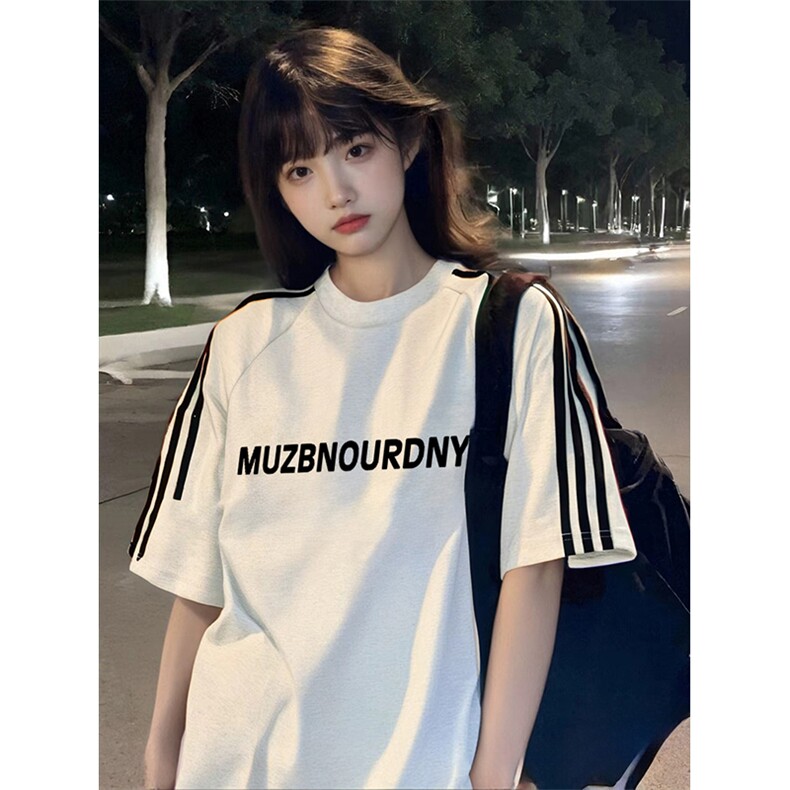抖音得物高品质二开240克宽松纯棉美式潮牌三条杠织带短袖T恤图片