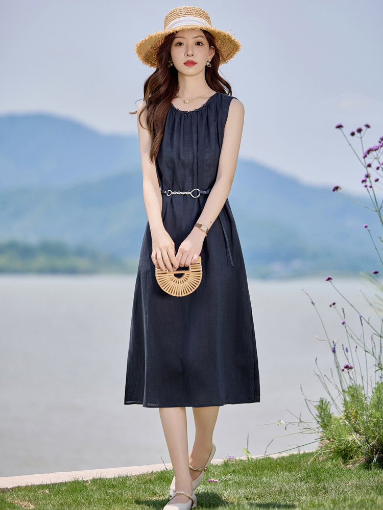 法式高级感气质连衣裙女2026夏季新款巨好看独特漂亮无袖收腰裙子,女装连衣裙,美沁