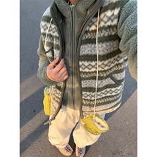 绿色