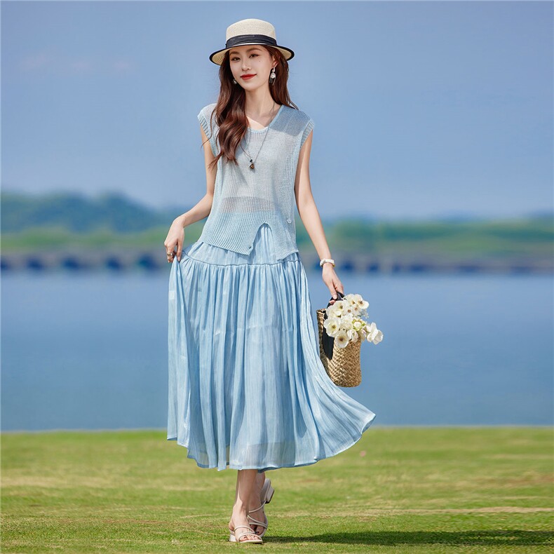 现货2026年夏季休闲风圆领毛衣抗皱修身型微弹女套头上衣两件套,女装套装/套裙,靓衣阁