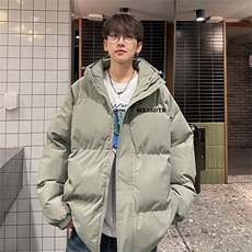 灰绿色
