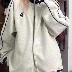 灰色
