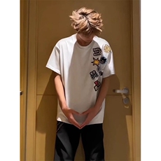 白色