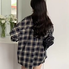 蓝色