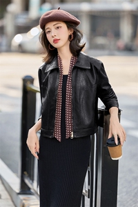 2025海宁秋款皮衣外套女长袖短外套女秋立体小翻领夹克上衣送丝巾图片