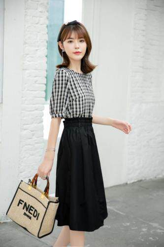 夏季新款黑白格子休闲淑女蝴蝶结套裙，女装，水锦红