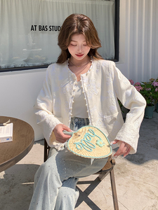 新中式刺绣亮片苎麻短外套女2025春季新款重工蕾丝钩花小香风上衣图片