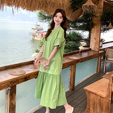 2025夏季新款牛油果绿超好看T恤裙女法式撞色拼接裙摆设计感长裙，女装连衣裙，浙宝276（原081）