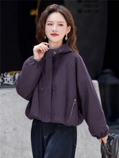 米白色休闲连帽短外套女2025秋季新款宽松显瘦百搭超好看夹克上衣，女装短外套，鑫鑫美