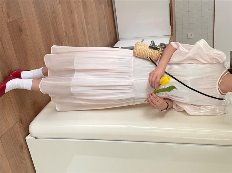 夏季新款亮丝连衣裙，女装连衣裙，阿M(2F)