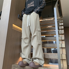 卡其色