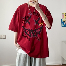 酒红色