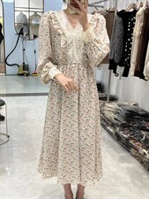 夏季拼蕾丝碎花连衣裙，女装连衣裙，格瑞琪