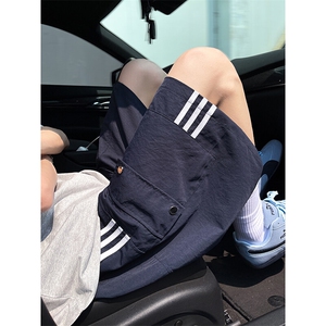 8XL-M三条杠工装短裤大码休闲运动中裤条纹冰丝五分裤DK1303/P48图片