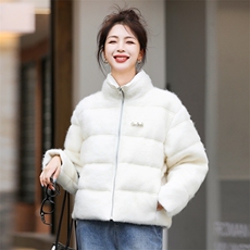绵羊毛90白鸭绒羽绒服女2025年冬新款宽松绵羊毛外套大衣时尚保暖，女装羽绒服，意芙