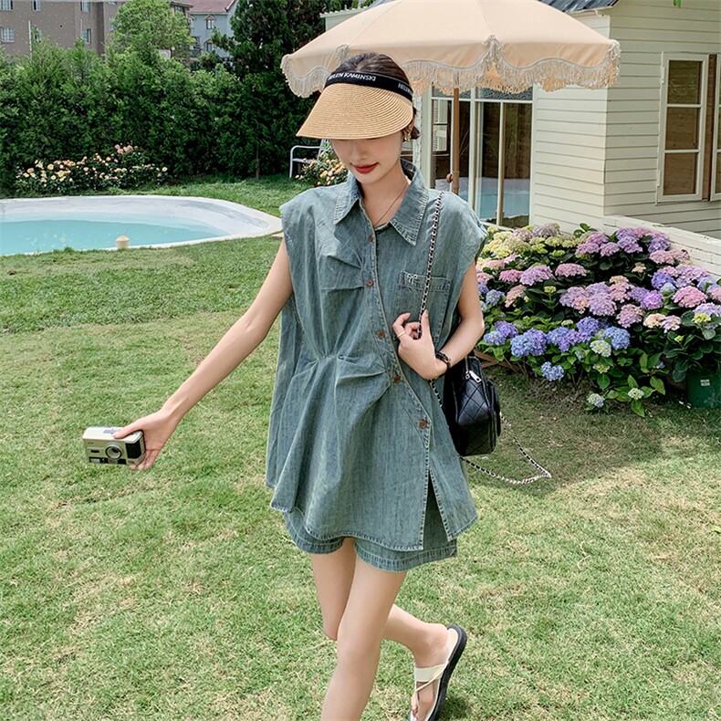 2025新款设计感复古牛仔套装女个子不规则无袖衬衣短裤两件套,女装套装/套裙,2C166
