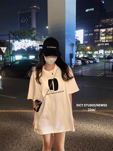 （现货）新款夏装T桖?包包图片