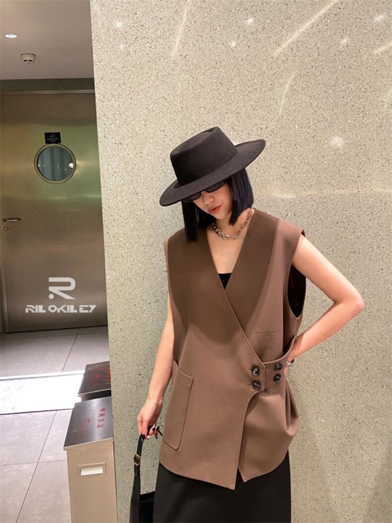 2022秋装新款马甲，女装马甲，雷洛奇丽