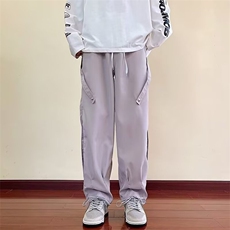 灰色