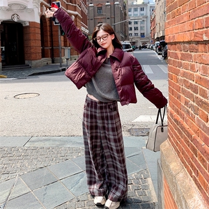 时尚纯色短款洋气加厚保暖羽绒服女冬季潮品图片