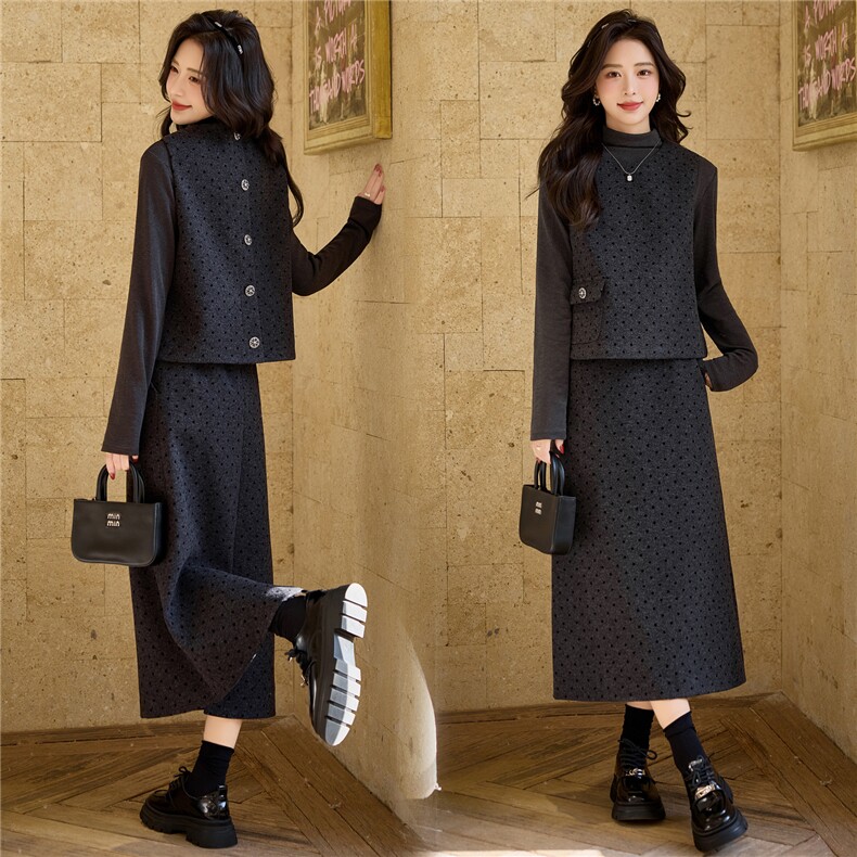 【bao款早春格雷灰系列】2026春装新款韩版波点纽扣长裙三件套，女装套装/套裙，雅静靓衣