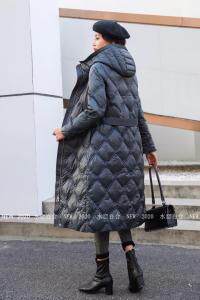 时尚修身版长款羽绒服90绒,女装羽绒服,水恋百合