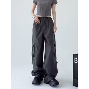 W347-P48 2025新款春夏纯色休闲宽松降落伞工装裤高街褶皱阔腿裤图片